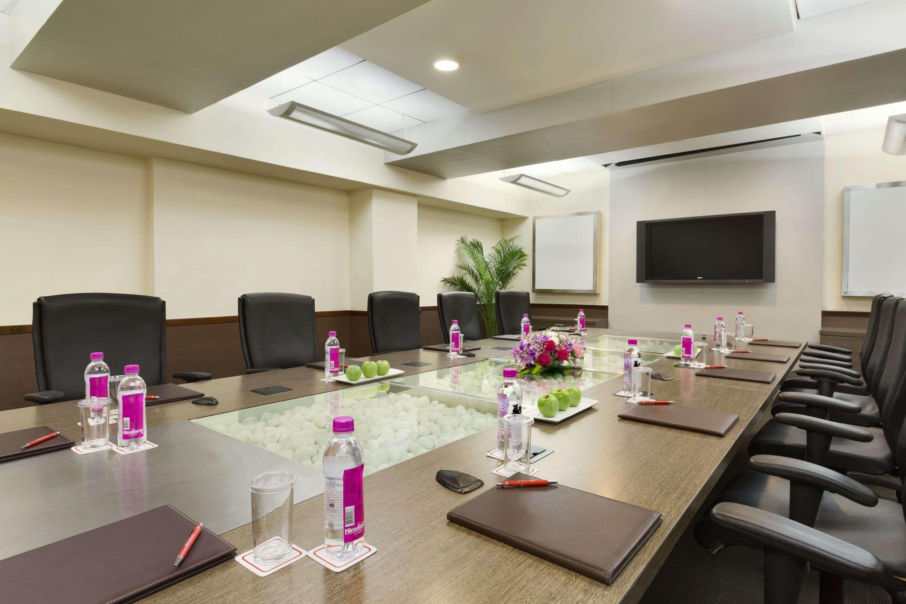 Ramada By Wyndham Chennai Egmore Eksteriør billede